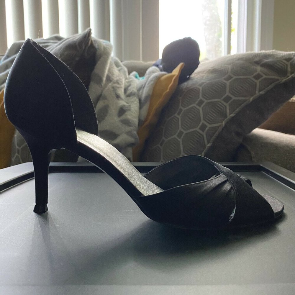 Stuart Weitzman - Satin Peep Toe Heels - Size 7